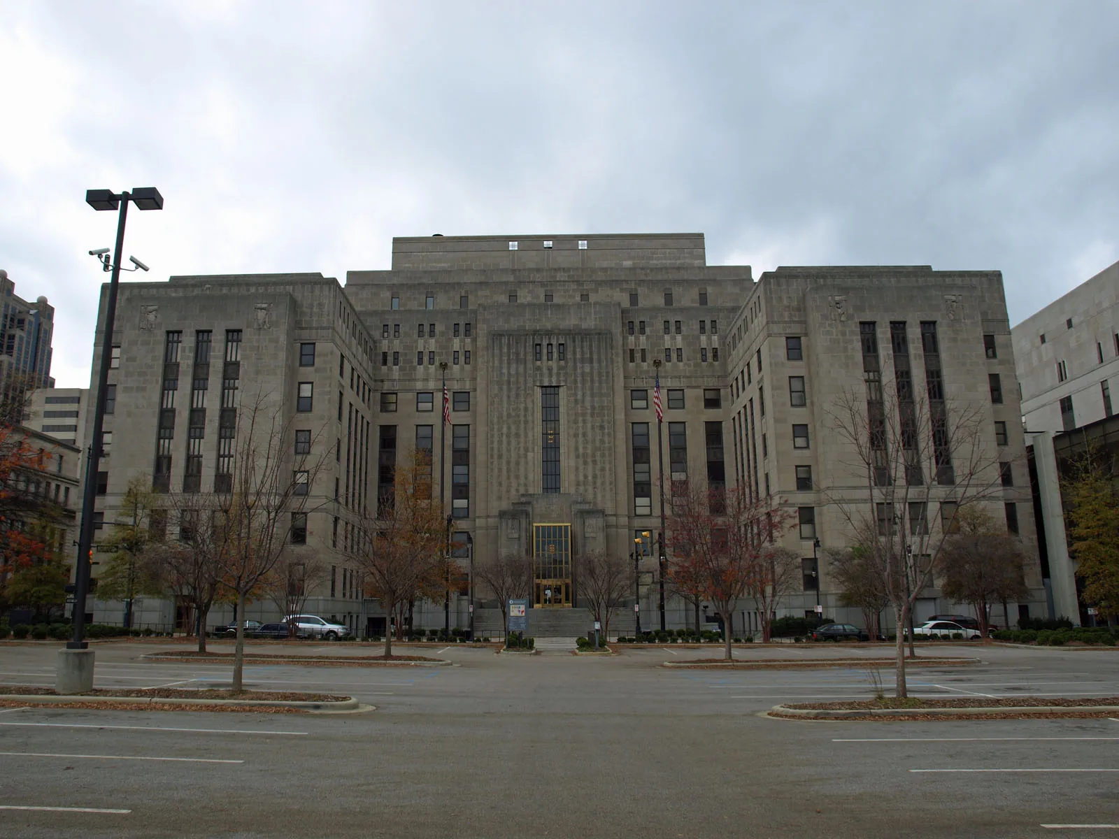The Jefferson County Courthouse in downtown Birmingham, seen across its front plaza